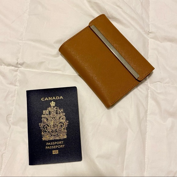 Passport Wallet - Picture 1 of 6